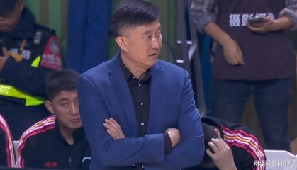 世界杯客户端升级说明-天赋第一却打不出来！广东队扶正新锋线大侧翼，保杜锋躺进总决赛