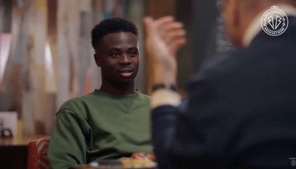 世界杯官方正版客户端下载-萨卡：最近几年对我帮助最大的是亨利，他教了我很多东西