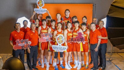 世界杯官网直播软件下载官方最新版-一场10分险胜：中国女篮今夜击败捷克队！王思雨14分，韩旭12分